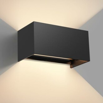 Moderne Wandleuchte mit rechteckigem Design